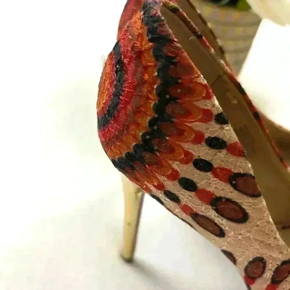 Zigi Girl Multicolor Geometric Stiletto Gold Trim Round Toe Pump Heels Size 7
